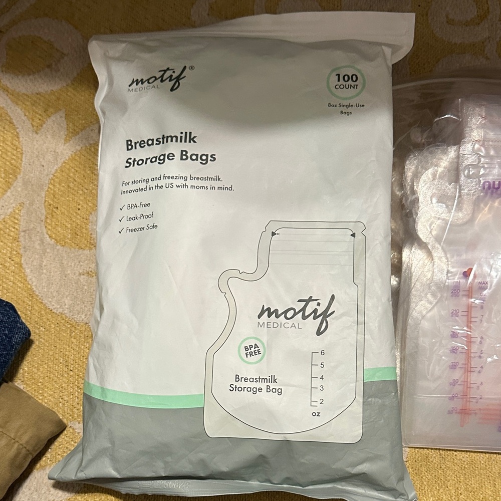 Motif Medical,Medela,Nuliie Breastmilk Storage Bags -